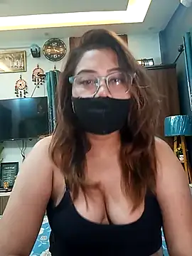 Cute-mona online show from 17, 2, 2026