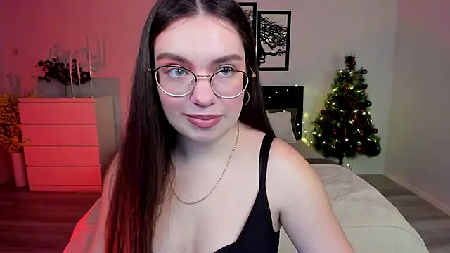 DaniellaLovely online show from 16, 12, 2024