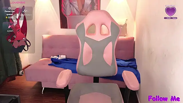 vittorialombardi   online show from 10, 10, 2025