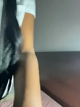 EscorpiLeoncita online show from 13, 12, 2024