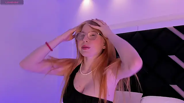 Snapshot of Alexa_Handler chatting on 14, 9, 2025 Alexa Handler online show from 14, 9, 2025