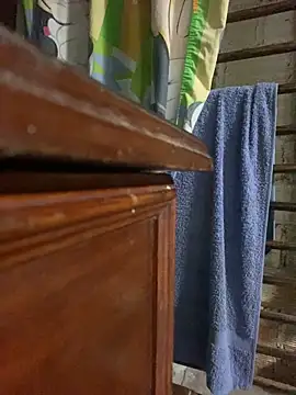 Snapshot of macg96 chatting on 24, 11, 2025 macg96 online show from 24, 11, 2025