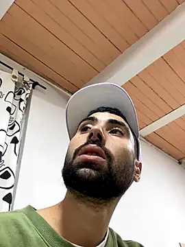 Snapshot of macg96 chatting on 14, 12, 2025 macg96 online show from 14, 12, 2025