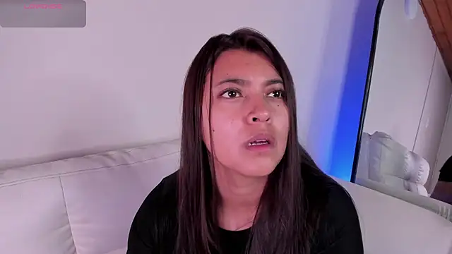 Snapshot of Rebeca_Williams_ chatting on 28, 10, 2025 Rebeca Williams online show from 28, 10, 2025