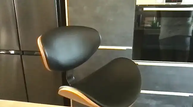 unconnudu21000 online show from 13, 1, 2025