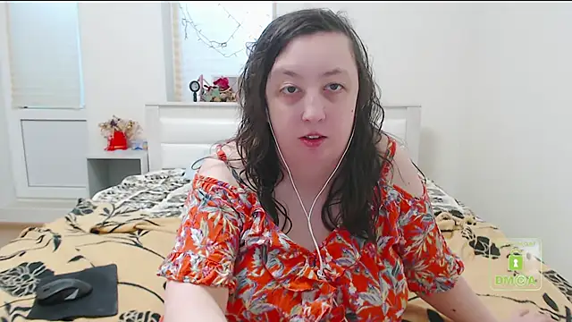 Snapshot of cute_and_hot chatting on 7, 1, 2025 cute and hot online show from 7, 1, 2025