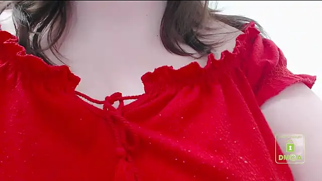 Snapshot of cute_and_hot chatting on 12, 1, 2025 cute and hot online show from 12, 1, 2025