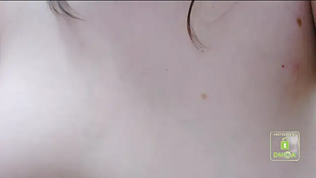 Snapshot of cute_and_hot chatting on 1, 2, 2025 cute and hot online show from 1, 2, 2025