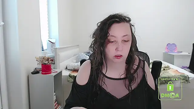 Snapshot of cute_and_hot chatting on 25, 9, 2025 cute and hot online show from 25, 9, 2025