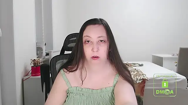 Snapshot of cute_and_hot chatting on 24, 10, 2025 cute and hot online show from 24, 10, 2025