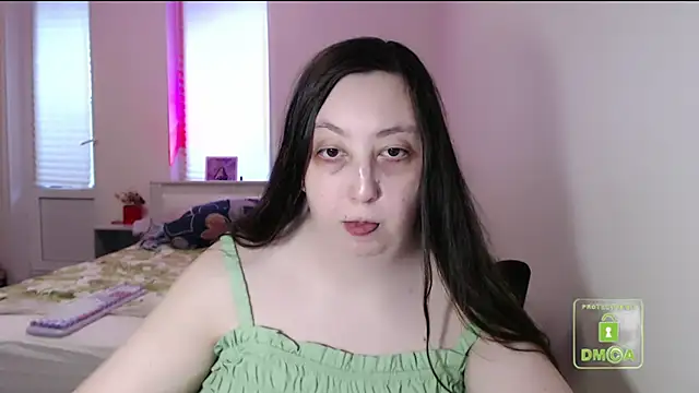 Snapshot of cute_and_hot chatting on 5, 11, 2025 cute and hot online show from 5, 11, 2025