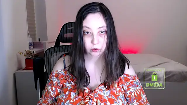 Snapshot of cute_and_hot chatting on 26, 11, 2025 cute and hot online show from 26, 11, 2025