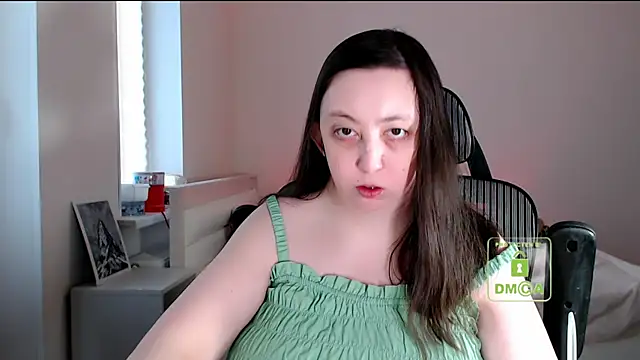 cute and hot online show from 22, 2, 2026