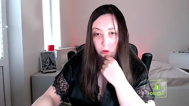 cute and hot online show from 5, 4, 2026