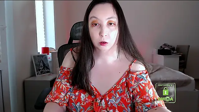 cute and hot online show from 15, 4, 2026