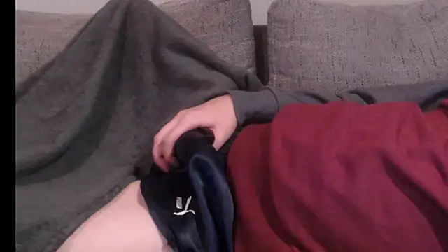 Shortboy84 online show from 18, 12, 2024