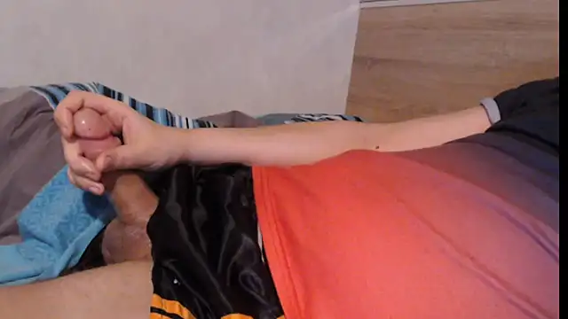 Shortboy84 online show from 15, 2, 2026