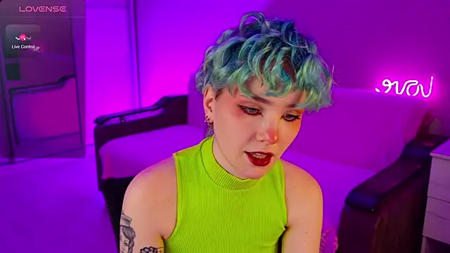 Snapshot of School_Love chatting on 15, 12, 2024 School Love online show from 15, 12, 2024