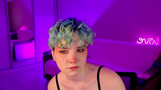 Snapshot of School_Love chatting on 22, 12, 2024 School Love online show from 22, 12, 2024