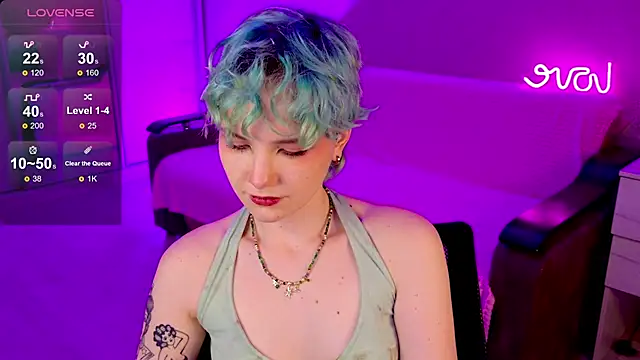 Snapshot of School_Love chatting on 25, 12, 2024 School Love online show from 25, 12, 2024