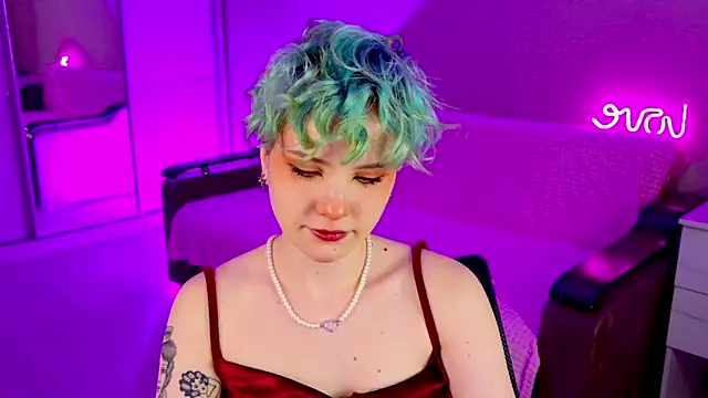 Snapshot of School_Love chatting on 9, 1, 2025 School Love online show from 9, 1, 2025