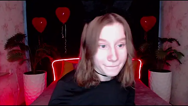 EnigmaSee online show from 20, 2, 2025