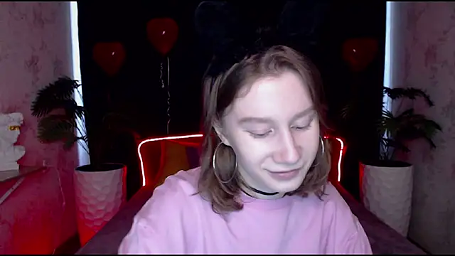 EnigmaSee online show from 24, 2, 2025