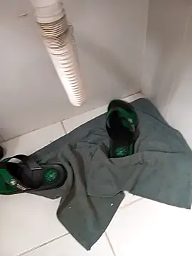 Snapshot of lobomisterioso13 chatting on 13, 10, 2025 lobomisterioso13 online show from 13, 10, 2025