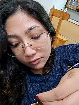 Mia Ruiz online show from 26, 9, 2025