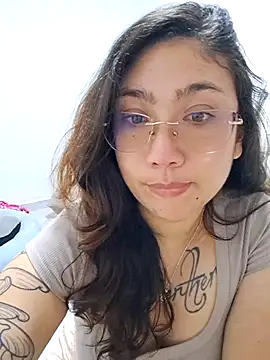 Mia Ruiz online show from 17, 12, 2025