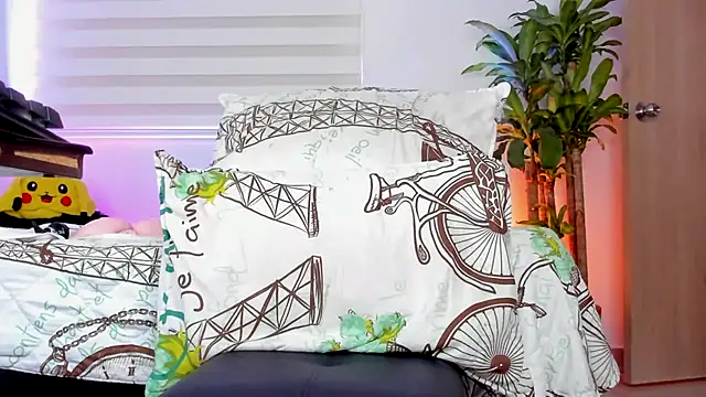 aldrinwhite online show from 14, 10, 2025