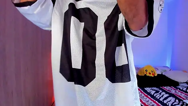 Snapshot of aldrinwhite chatting on 5, 3, 2026 aldrinwhite online show from 5, 3, 2026