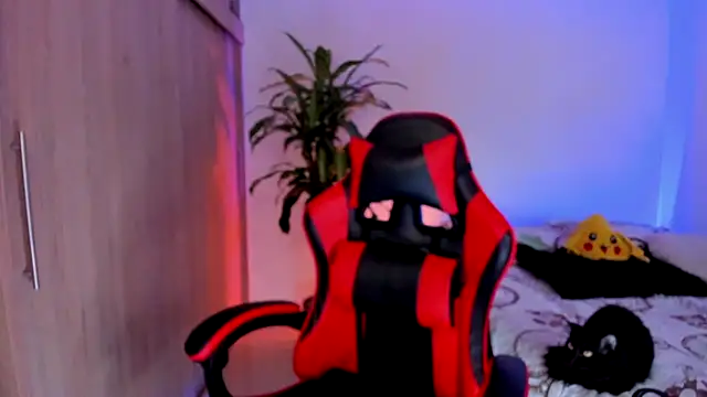 Snapshot of aldrinwhite chatting on 8, 3, 2026 aldrinwhite online show from 8, 3, 2026