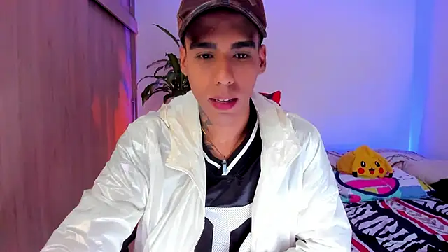 Snapshot of aldrinwhite chatting on 27, 3, 2026 aldrinwhite online show from 27, 3, 2026