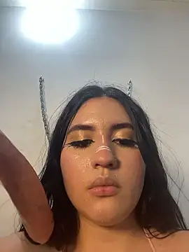 Snapshot of hally_berry____ chatting on 19, 1, 2026 hally berry online show from 19, 1, 2026