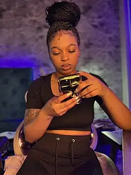 Melany Williams online show from 3, 2, 2026