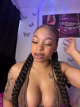 Snapshot of Melany_Williams chatting on 28, 4, 2026 Melany Williams online show from 28, 4, 2026