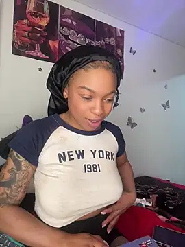 Snapshot of Melany_Williams chatting on 15, 6, 2026 Melany Williams online show from 15, 6, 2026