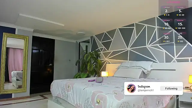 charolbruce 1 online show from 15, 10, 2025