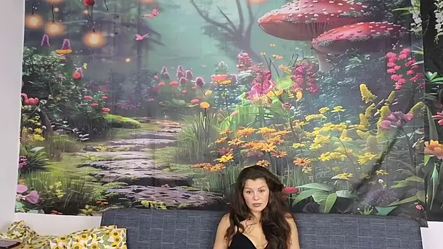 MadameDeFeu online show from 15, 10, 2025