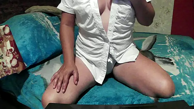 Snapshot of LisaPuree chatting on 13, 9, 2025 LisaPuree online show from 13, 9, 2025