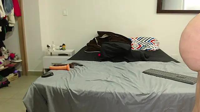 Snapshot of AnnieRoss69 chatting on 28, 2, 2025 AnnieRoss69 online show from 28, 2, 2025