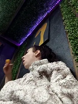 Snapshot of pleasure_of_life chatting on 3, 4, 2026 pleasure of life online show from 3, 4, 2026