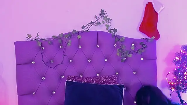 Snapshot of Nyx_nayla chatting on 19, 12, 2024 Nyx nayla online show from 19, 12, 2024