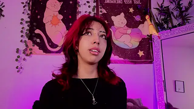 Snapshot of Nyx_nayla chatting on 2, 12, 2025 Nyx nayla online show from 2, 12, 2025