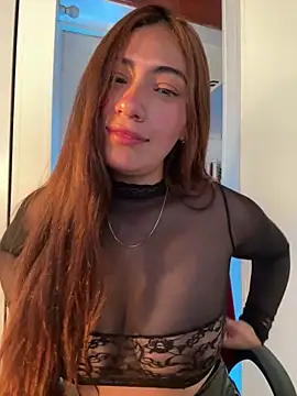 Snapshot of emmily_d chatting on 3, 3, 2026 emmily d online show from 3, 3, 2026