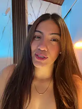 Snapshot of emmily_d chatting on 9, 5, 2026 emmily d online show from 9, 5, 2026
