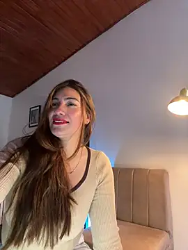 Snapshot of emmily_d chatting on 19, 6, 2026 emmily d online show from 19, 6, 2026