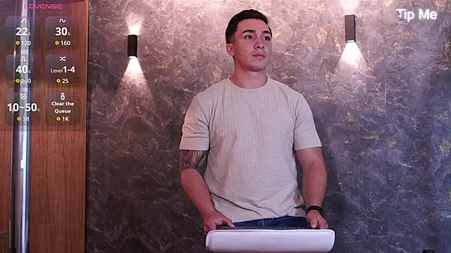 Snapshot of Ryan_Hunt chatting on 23, 11, 2025 Ryan Hunt online show from 23, 11, 2025