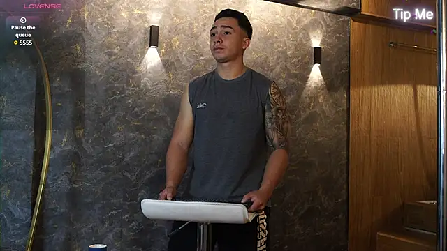 Snapshot of Ryan_Hunt chatting on 25, 11, 2025 Ryan Hunt online show from 25, 11, 2025